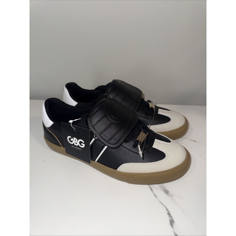 GBG Los Angeles Women's‎ Size 6M Black White Sneakers Fold-over Tongue Gum Sole